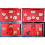 十二生肖紀(jì)念幣第一輪，灣央行自1993~2004年，由雞年開(kāi)始精鑄生肖套幣